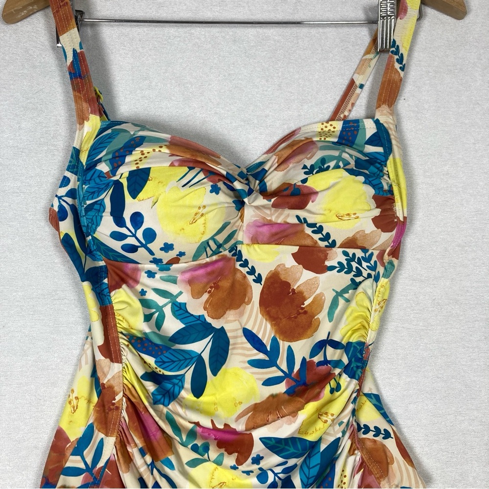 Niptuck Multi fit Cup One Piece Swimwear with Vibrant Design Size 6 Beach - Picture 3 of 15
